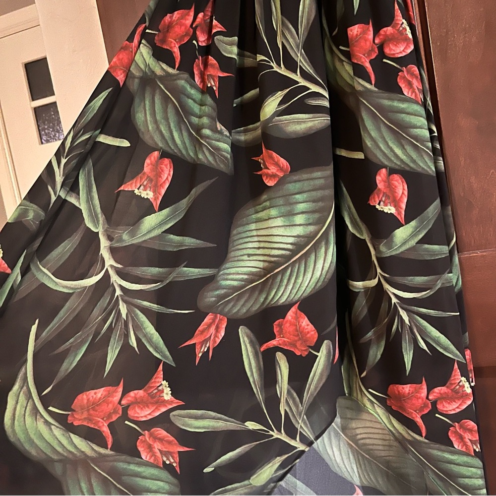 Badgley Mishka for Le Tote High Low Hawaiian Floral Asymmetrical Vacation Dress - Picture 5 of 9